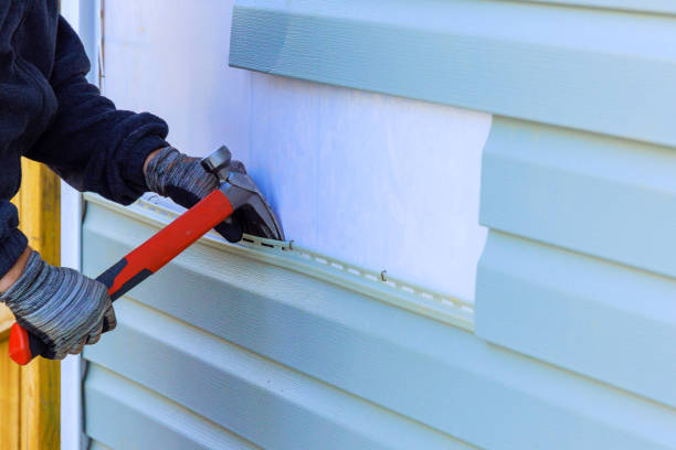 Reliable Emergency Siding Repair contractor in Hobart, IN by Creative Siding